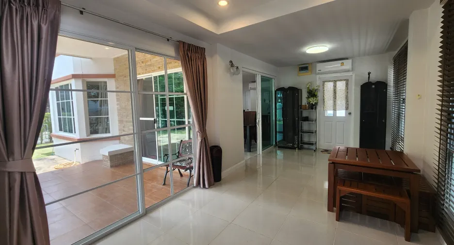 À louer 3 chambres maison à Mueang Phuket, Phuket