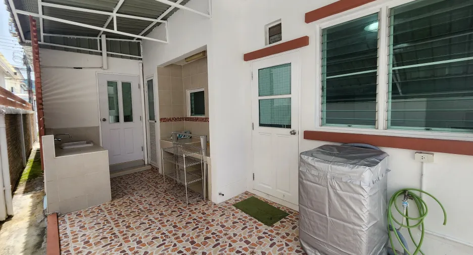 À louer 3 chambres maison à Mueang Phuket, Phuket
