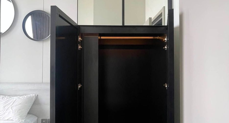 For rent 1 bed condo in Phra Khanong, Bangkok