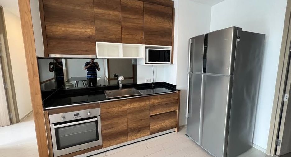 Wohnung zur Miete mit 2 Zimmer in Pathum Wan, Bangkok