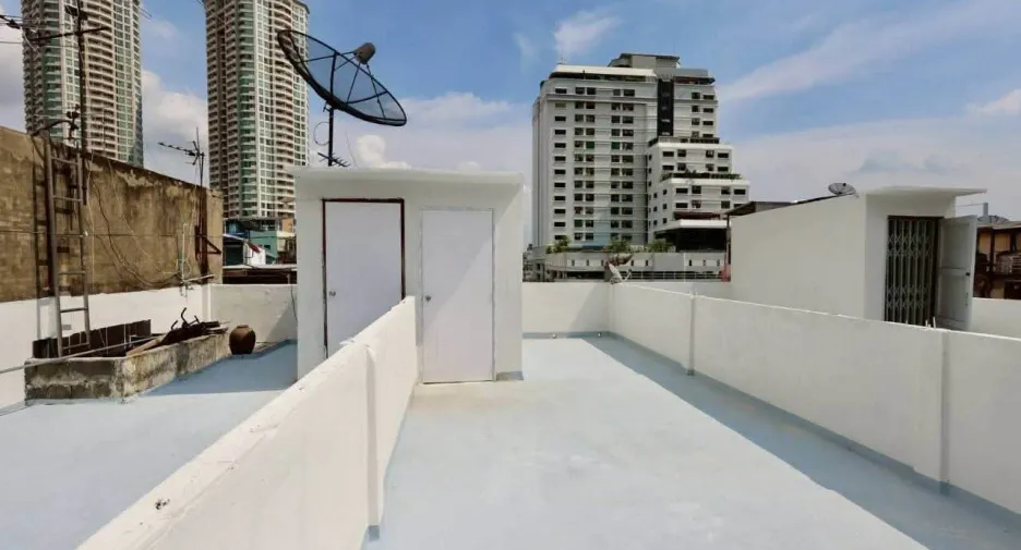 Reihenhaus zur Miete mit 4 Zimmer in Sathon, Bangkok
