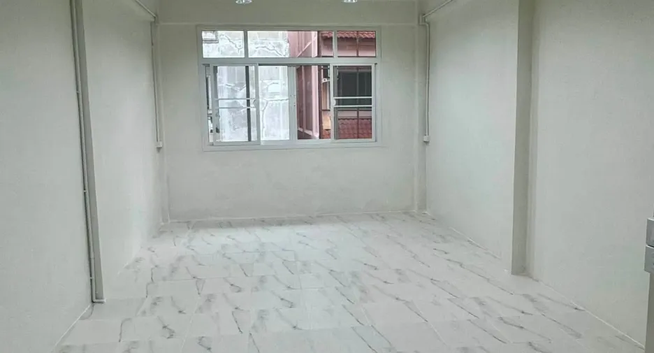 Reihenhaus zur Miete mit 4 Zimmer in Sathon, Bangkok