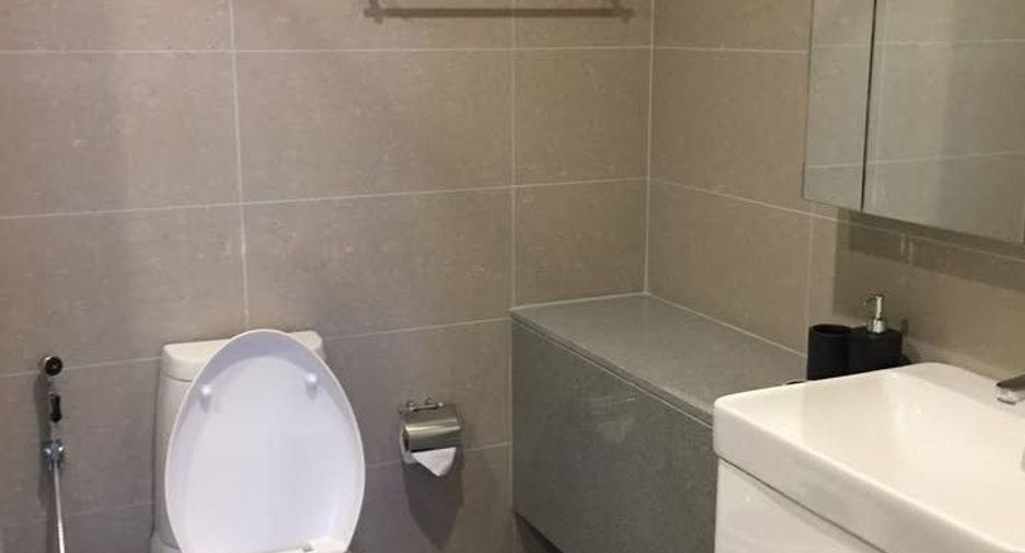 Wohnung zur Miete mit 1 Zimmer in Pathum Wan, Bangkok