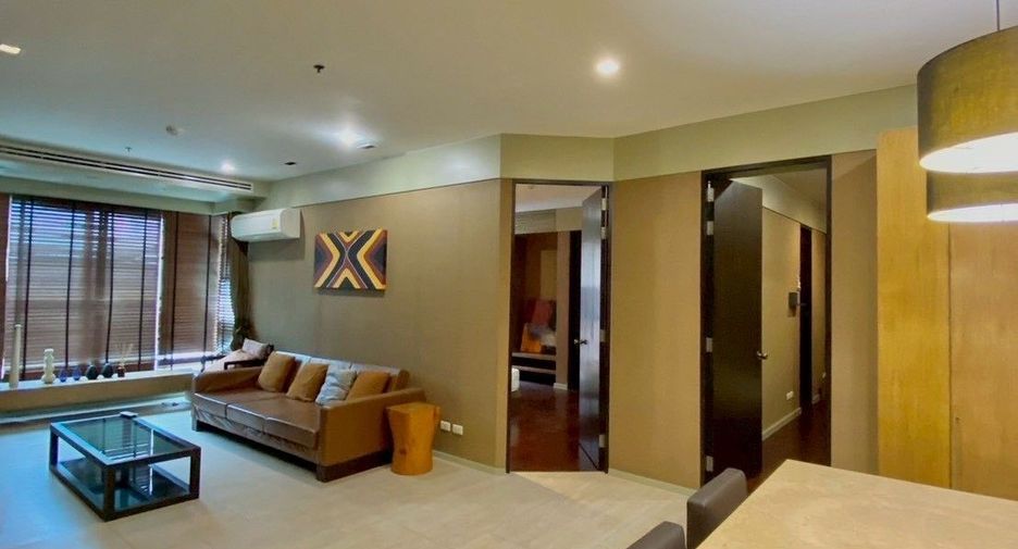 Condo en alquiler de 3 habitaciones en Khlong Toei, Bangkok