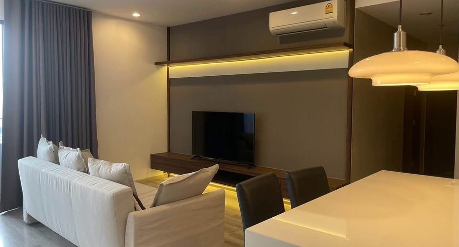 For rent 2 bedrooms condo in Bang Na, Bangkok
