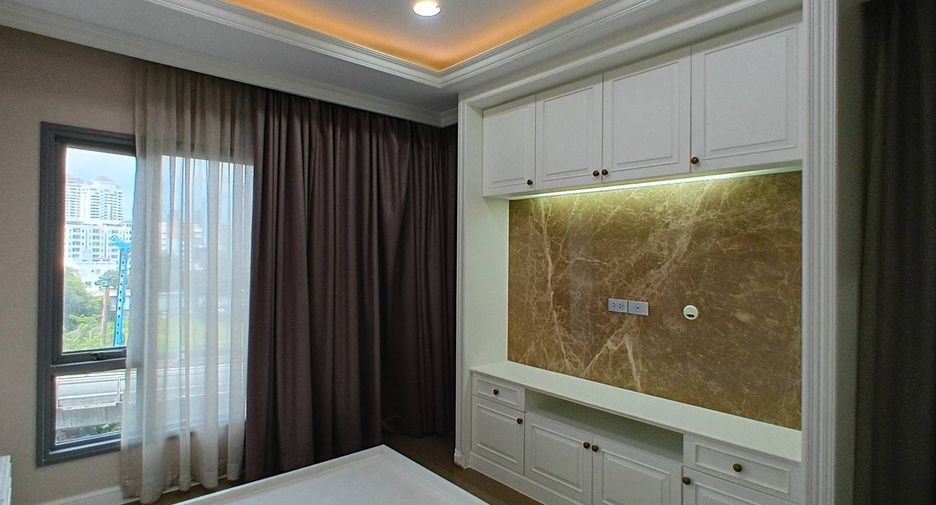 Condo en alquiler de 2 habitaciones en Khlong Toei, Bangkok