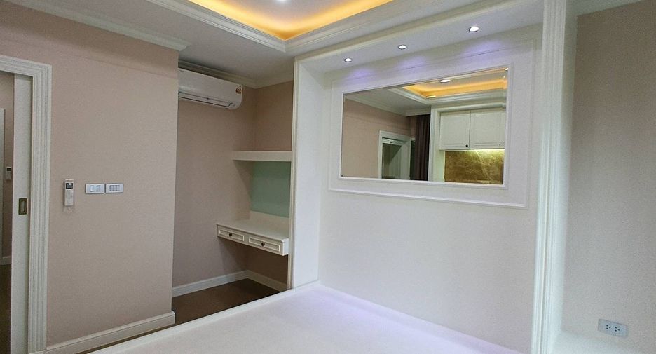 Condo en alquiler de 2 habitaciones en Khlong Toei, Bangkok