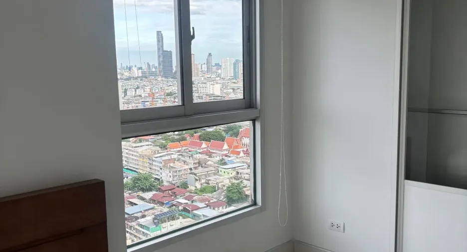 Condo en alquiler de 1 habitaciones en Thon Buri, Bangkok