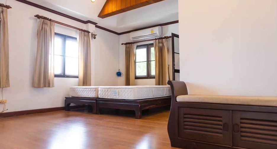 À louer 3 chambres maison à Mueang Phuket, Phuket