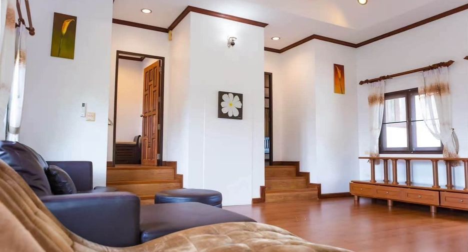 À louer 3 chambres maison à Mueang Phuket, Phuket