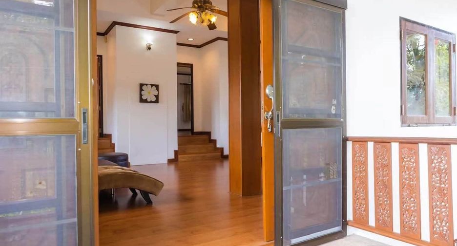 À louer 3 chambres maison à Mueang Phuket, Phuket