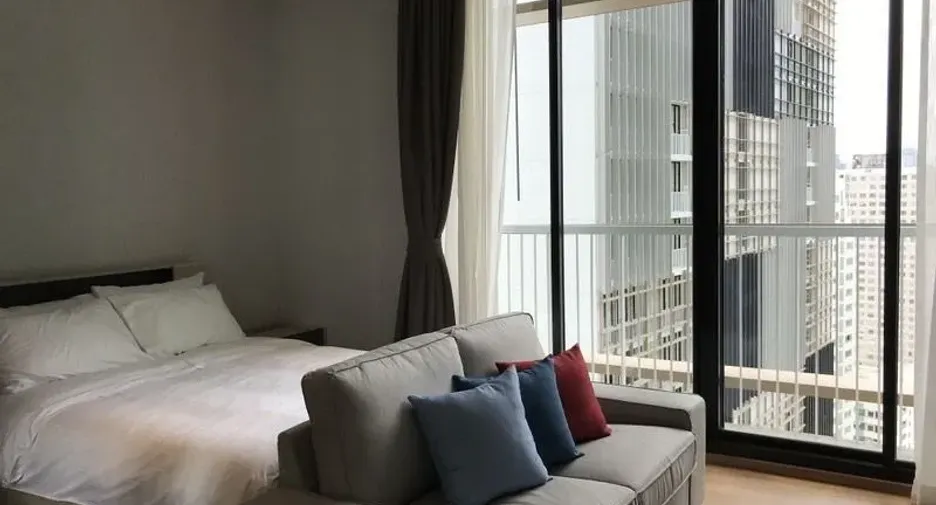 Condo en alquiler de 1 habitaciones en Khlong Toei, Bangkok
