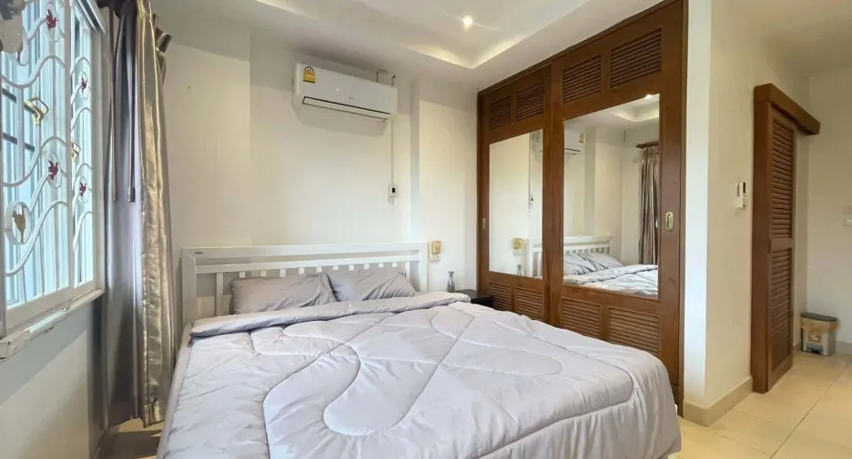 Casa en venta y en alquiler de 5 habitaciones en Jomtien, Pattaya
