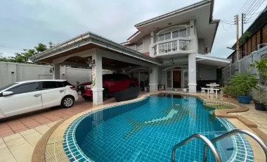 Casa en venta y en alquiler de 5 habitaciones en Jomtien, Pattaya