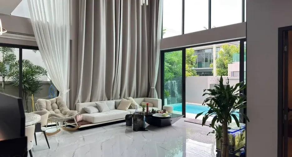Casa en venta de 5 habitaciones en Huay Yai, Pattaya