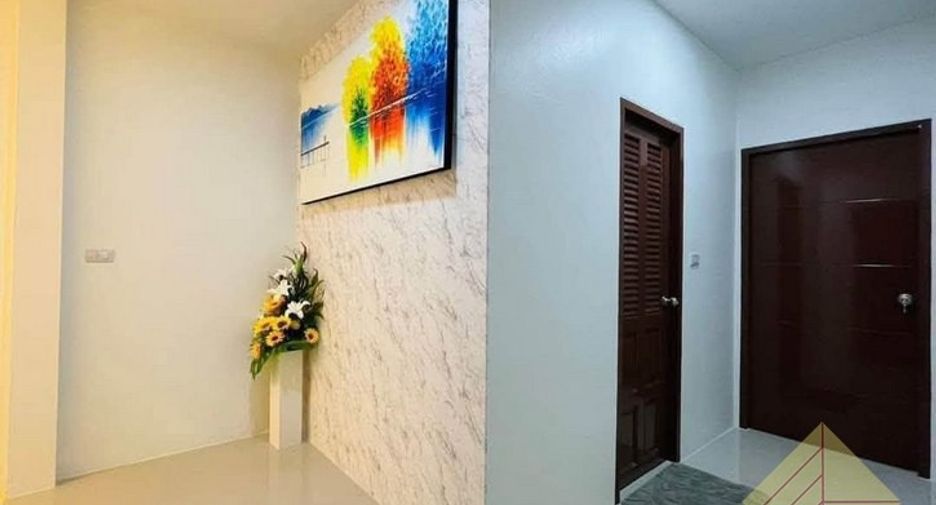 À vendre 4 chambres maison à East Pattaya, Pattaya