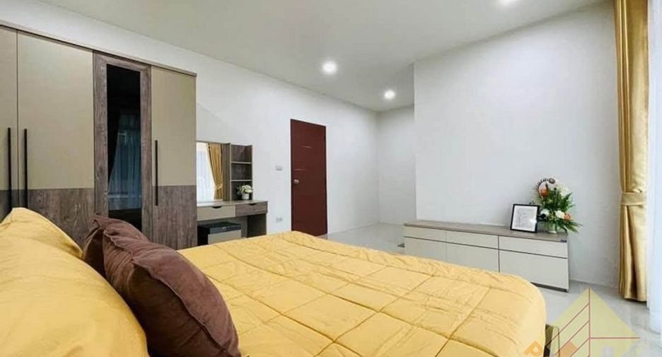 À vendre 4 chambres maison à East Pattaya, Pattaya