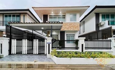 À vendre 4 chambres maison à East Pattaya, Pattaya