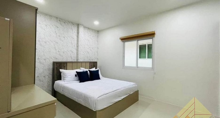 À vendre 4 chambres maison à East Pattaya, Pattaya