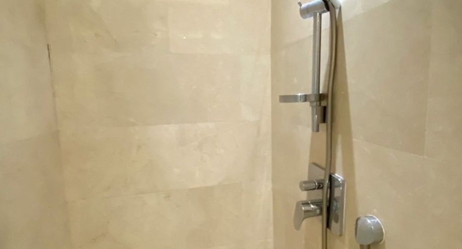 Condo en alquiler de 2 habitaciones en Pathum Wan, Bangkok
