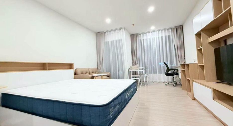For rent 20 bedrooms condo in Khlong Toei, Bangkok