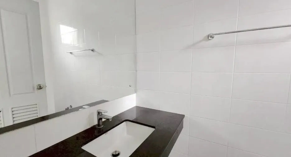 For rent 3 bedrooms house in Mueang Chiang Mai, Chiang Mai