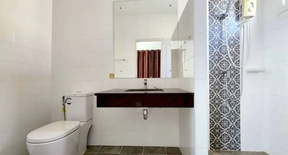 For rent 3 bedrooms house in Mueang Chiang Mai, Chiang Mai