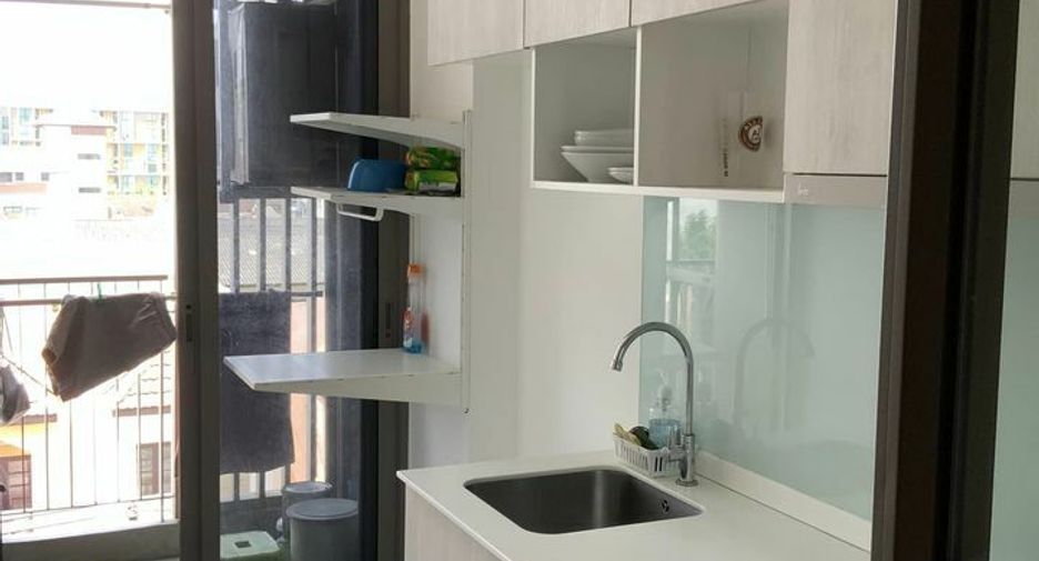 À louer 1 chambre condo à Lat Phrao, Bangkok