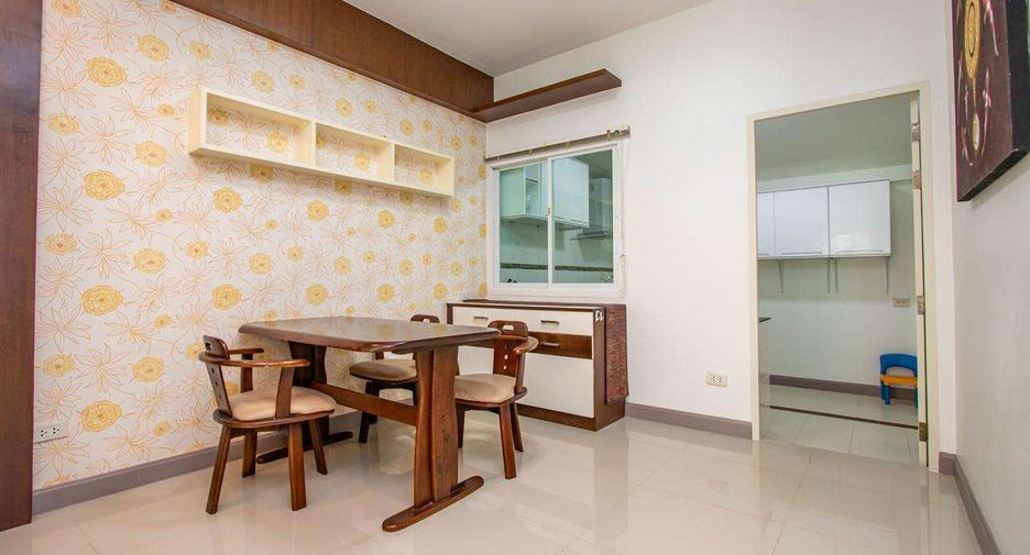 For rent 3 ベッドルーム house in San Kamphaeng, Chiang Mai