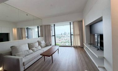 Condo en alquiler de 2 habitaciones en Sathon, Bangkok