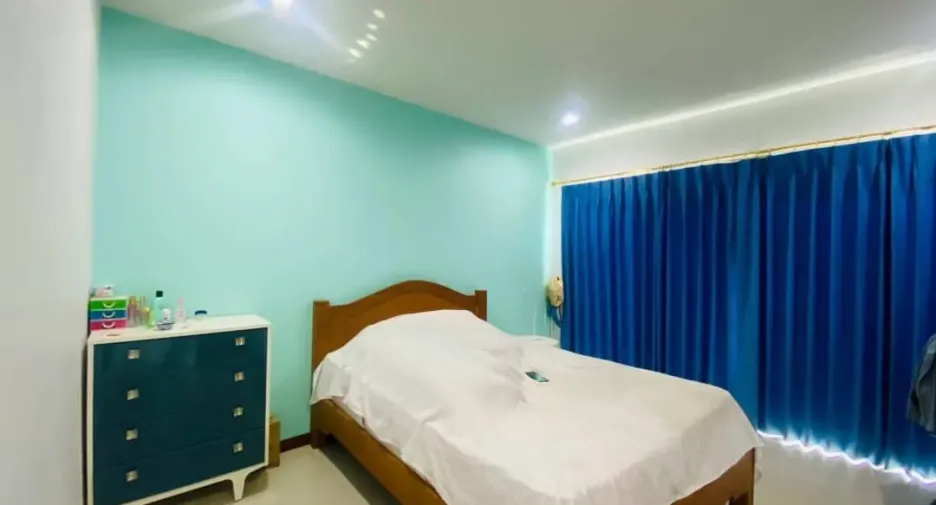 For rent and for sale 4 bedrooms house in Bang Lamung, Chonburi