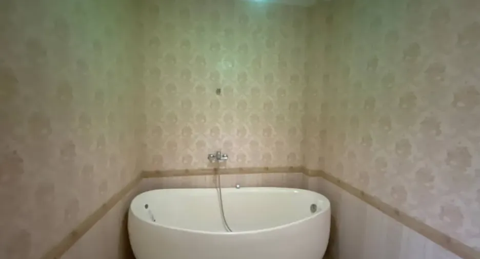 For rent and for sale 4 bedrooms house in Bang Lamung, Chonburi