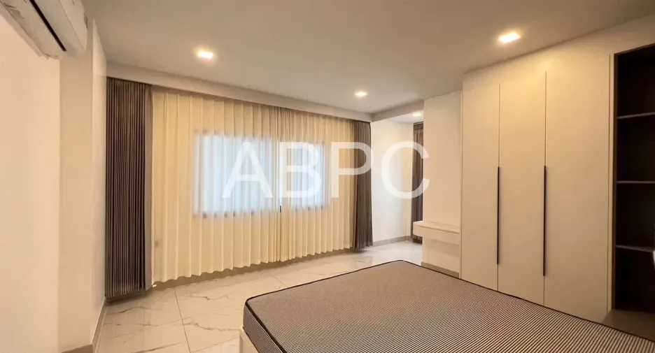 For rent 5 bedrooms house in Bang Lamung, Chonburi