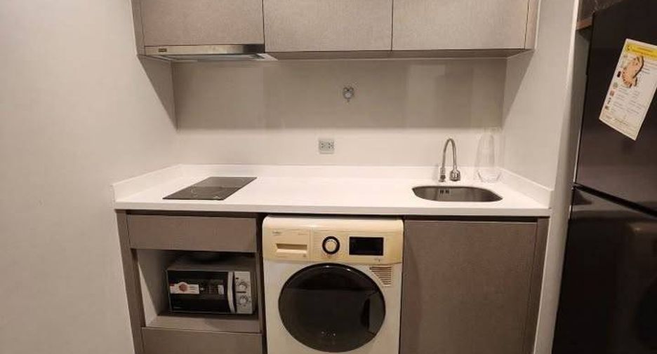 Wohnung zum Kauf mit 1 Zimmer in Huai Khwang, Bangkok
