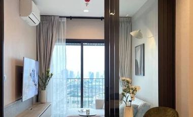 出售 1 卧室 公寓 在 Huai Khwang, 曼谷
