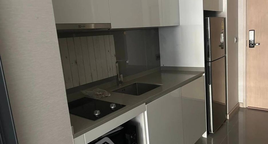 Wohnung zur Miete mit 2 Zimmer in Watthana, Bangkok