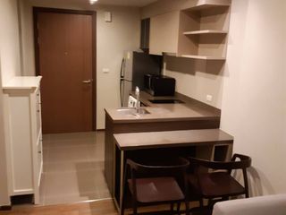 For rent 1 bed condo in Phaya Thai, Bangkok