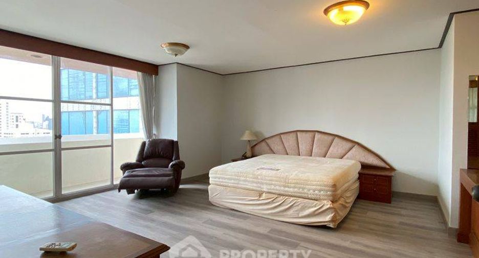 For rent 1 bed condo in Khlong Toei, Bangkok