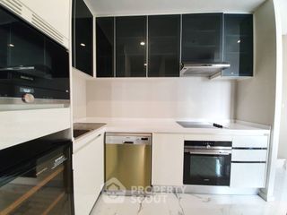 Condo en alquiler de 3 habitaciones en Pathum Wan, Bangkok