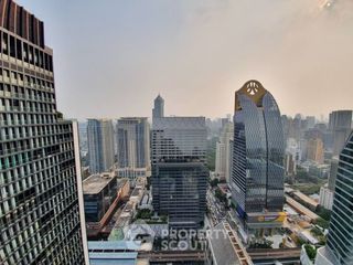 Condo en alquiler de 3 habitaciones en Pathum Wan, Bangkok