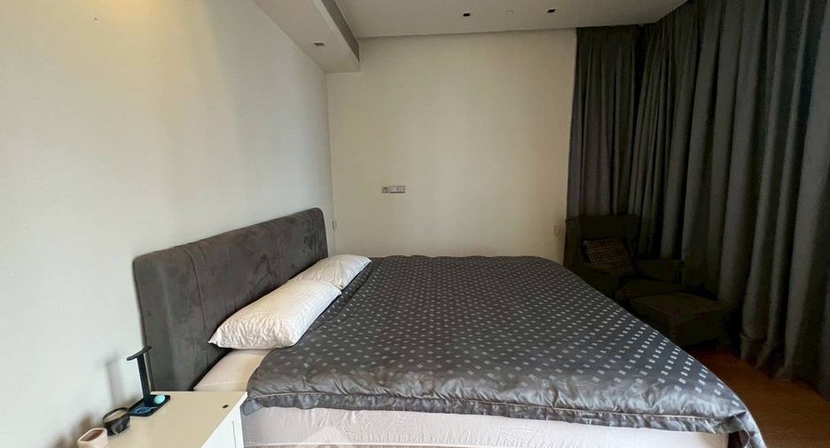 Condo en alquiler de 3 habitaciones en Sathon, Bangkok