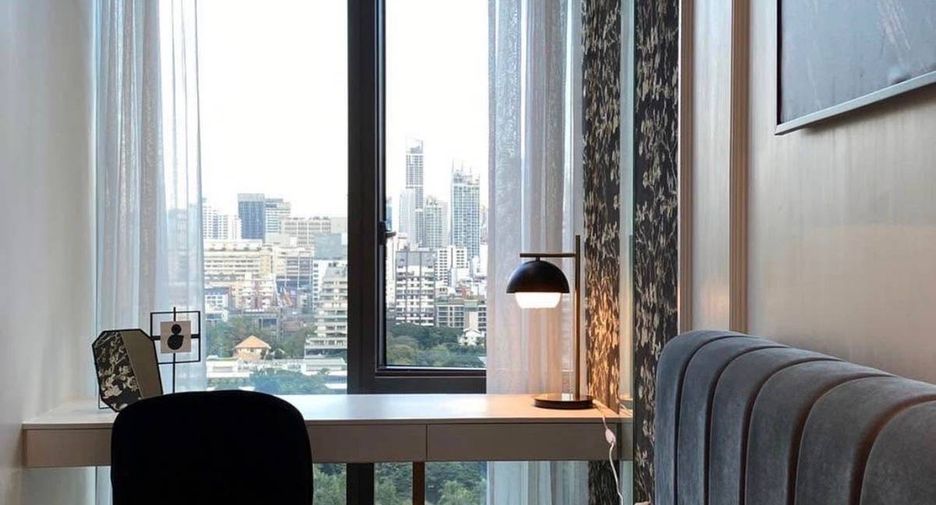 For rent 1 bed condo in Pathum Wan, Bangkok