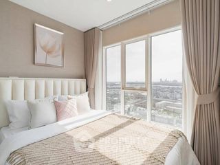 For rent 2 bedrooms condo in Bang Na, Bangkok