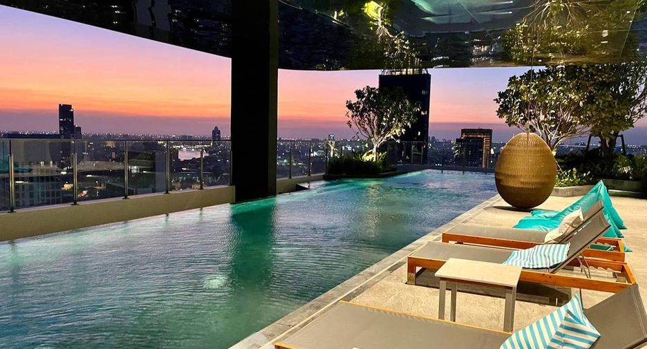 Condo en alquiler de 1 habitaciones en Bang Rak, Bangkok