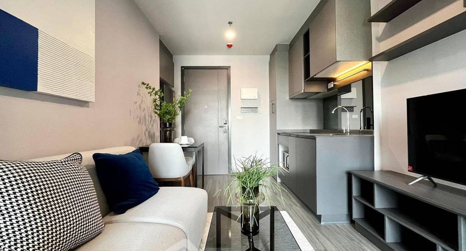 Condo en alquiler de 1 habitaciones en Bang Rak, Bangkok