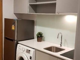 Condo en alquiler de 1 habitaciones en Sathon, Bangkok