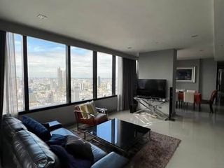 For rent 3 bedrooms condo in Bang Rak, Bangkok