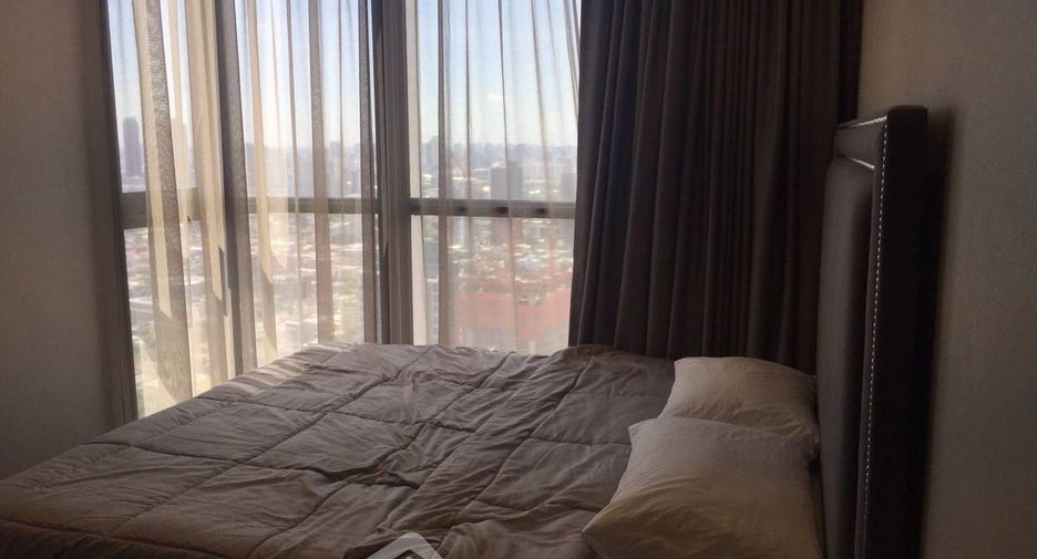 For rent 2 bedrooms condo in Watthana, Bangkok