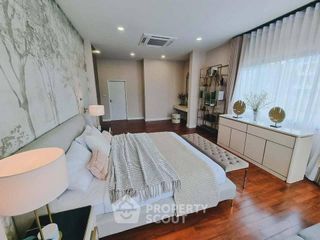 For rent 5 bedrooms house in Lat Krabang, Bangkok