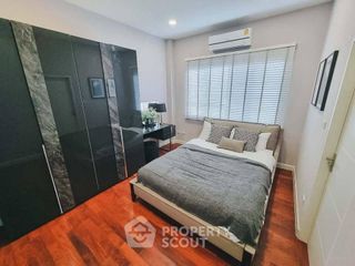 For rent 5 bedrooms house in Lat Krabang, Bangkok